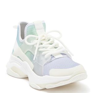 Steve Madden arelle exaggerated sole sneaker